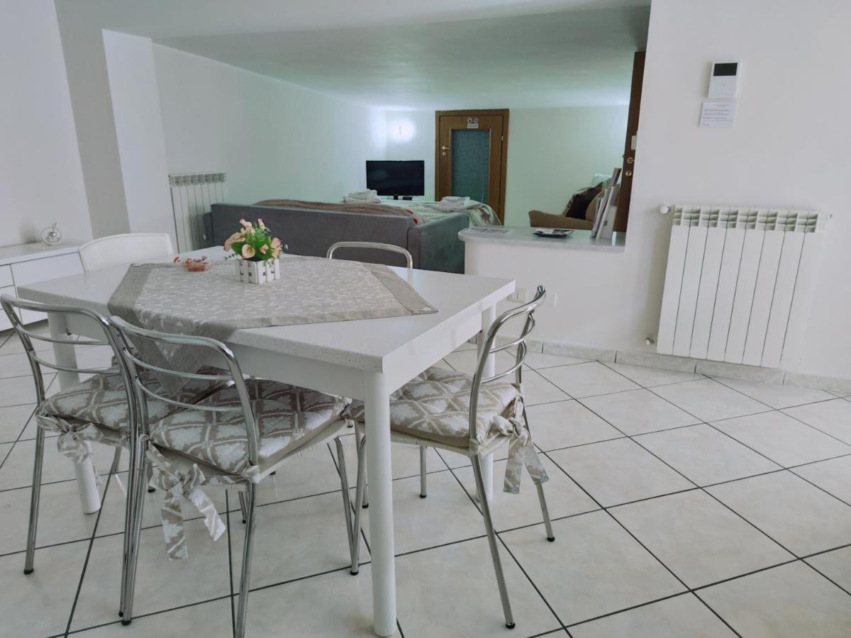 House Da Mary Apartman Caserta Kültér fotó